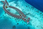 استمتعوا ببعض المرح الاحتفالي تحت الشمس وغوصوا في عالم تحت الماء خلال موسم الأعياد بكانديما المالديف!
