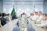 وزير الصناعة والثروة المعدنية يبحث مع شركات عالمية الفرص المشتركة في الصناعات عالية القيمة