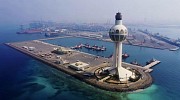 رفع الطاقة الاستيعابية لبوابات ميناء جدة الإسلامي من 10 إلى 18 مسارًا