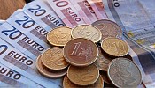 سعر صرف اليورو دون 1.15 دولار للمرة الأولى 2003