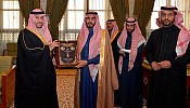 أمير الرياض يستقبل رؤساء وفود بطولة الأمير نايف للقفز المظلي