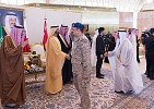 خادم الحرمين يستقبل الوفود المشاركة في القمة الخليجية