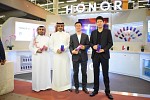 HONOR تفتتح أول متجر لها في المملكة ضمن مكتبة جرير